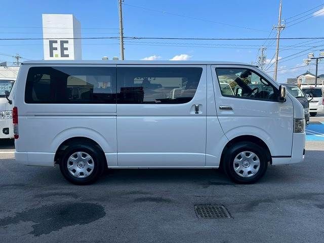 TOYOTA HIACE VAN 4WD 2023 Image 31