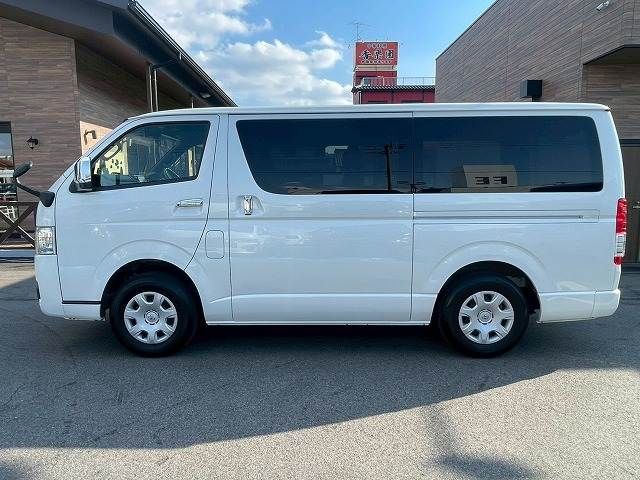 TOYOTA HIACE VAN 4WD 2023 Image 31