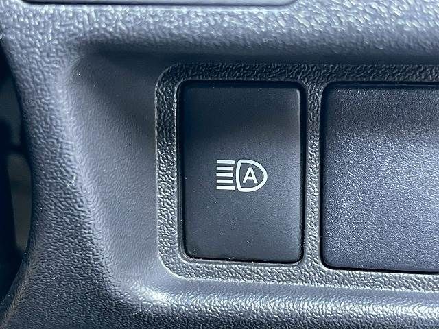 TOYOTA HIACE VAN 4WD 2020 Image 31