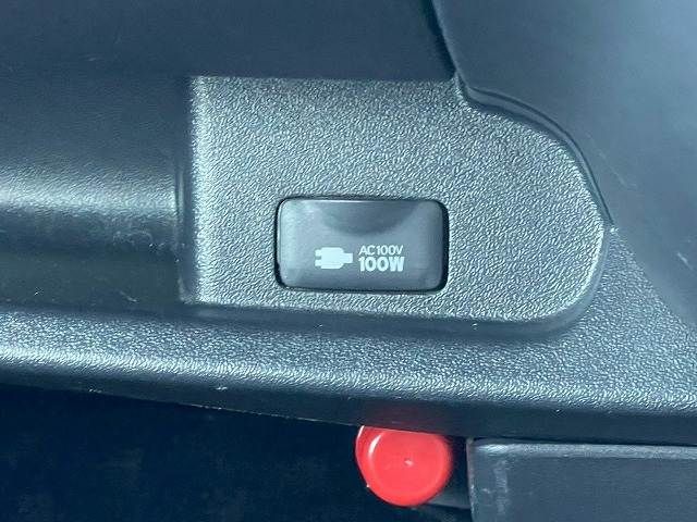 TOYOTA HIACE VAN 4WD 2020 Image 31