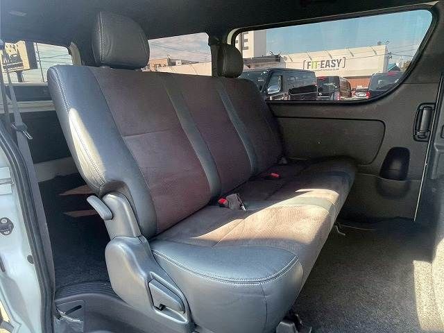 TOYOTA HIACE VAN 4WD 2020 Image 31