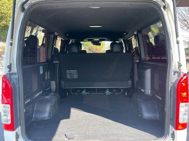 TOYOTA HIACE VAN 4WD 2020 Image 31