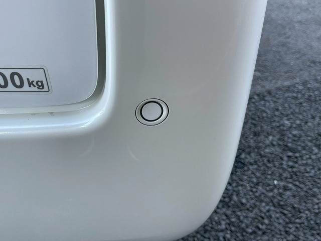 NISSAN CARAVAN VAN 2WD 2021 Image 31