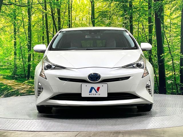 TOYOTA PRIUS 2017 Image 31