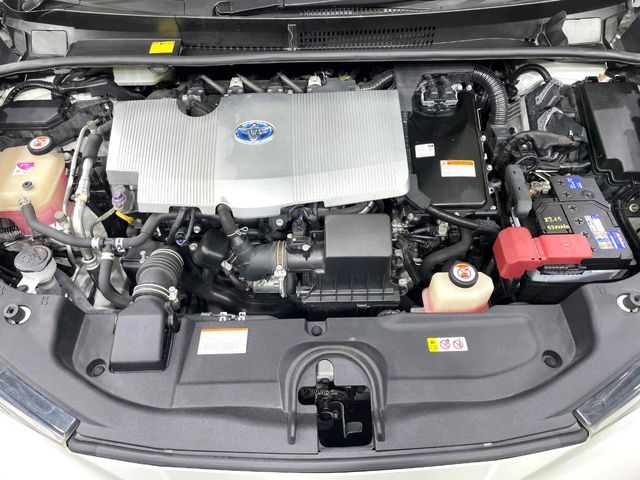 TOYOTA PRIUS 2017 Image 31