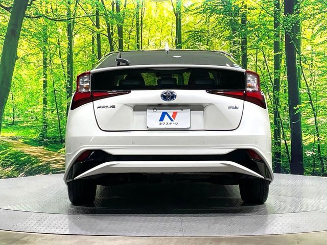 TOYOTA PRIUS 2019 Image 31