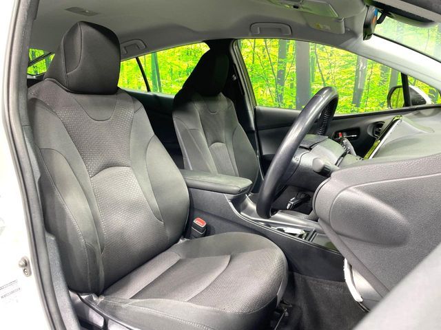 TOYOTA PRIUS 2019 Image 31