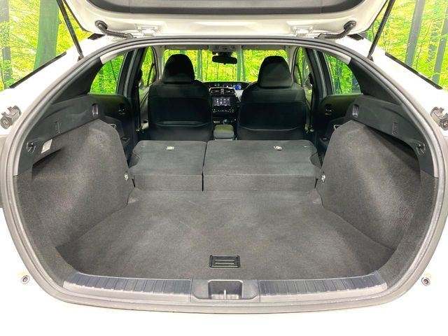 TOYOTA PRIUS 2019 Image 31