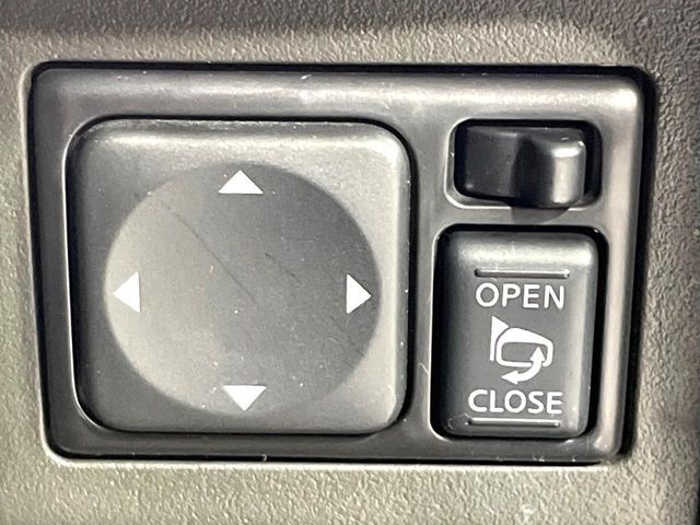 NISSAN CUBE 2010 Image 31