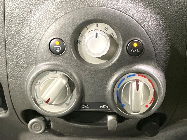 NISSAN CUBE 2010 Image 31