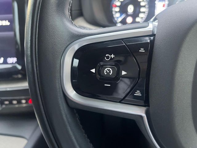 VOLVO XC60 2021 Image 31