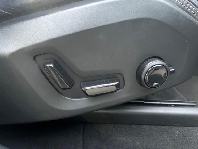 VOLVO XC60 2021 Image 31