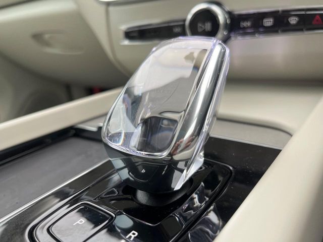 VOLVO XC60 2024 Image 31