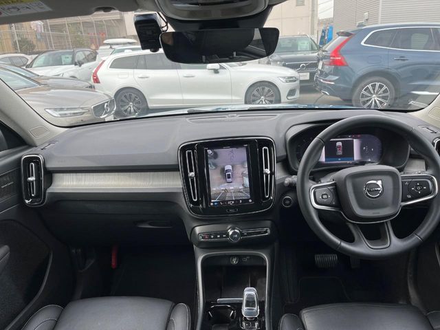 VOLVO XC40 2023 Image 31