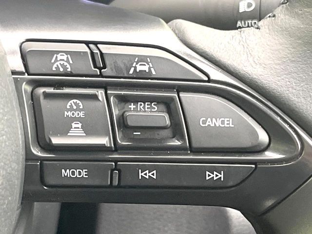 TOYOTA YARIS CROSS HYBRID 2025 Image 31