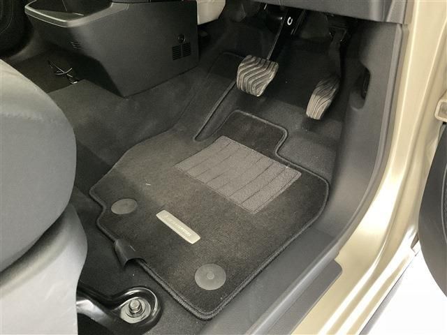 MITSUBISHI EK X EV 2023 Image 31