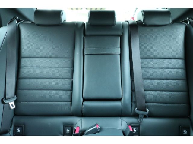 TOYOTA LEXUS IS300H 2021 Image 31