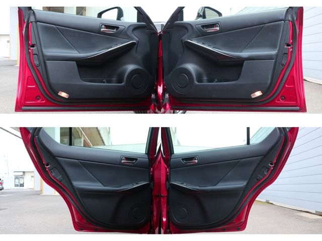 TOYOTA LEXUS IS300H 2021 Image 31