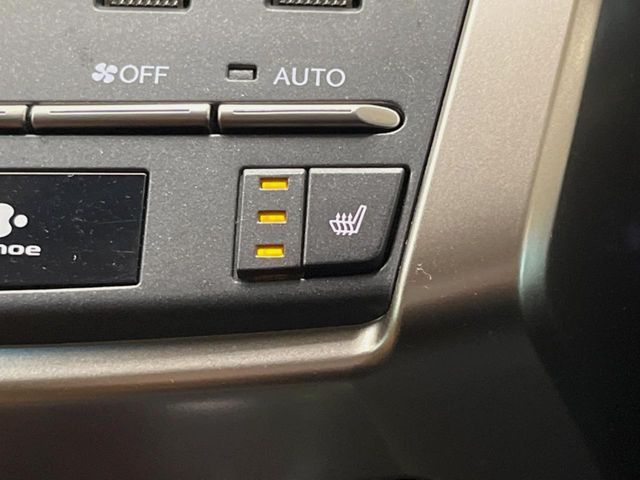 TOYOTA LEXUS NX300H 2019 Image 31