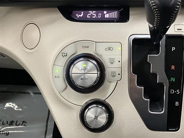 TOYOTA SIENTA 2017 Image 31