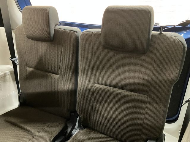 TOYOTA SIENTA 2017 Image 31