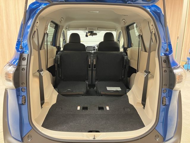 TOYOTA SIENTA 2017 Image 31