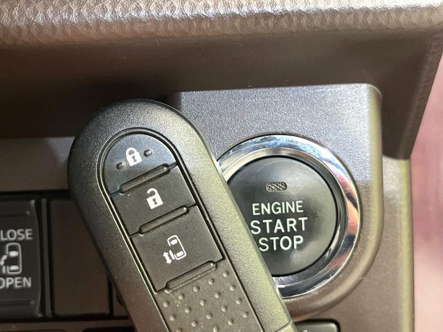 TOYOTA ROOMY 2018 Image 31