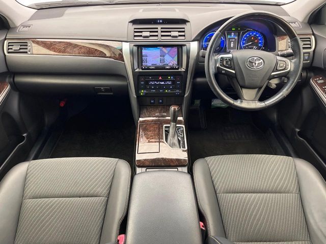 TOYOTA CAMRY HYBRID 2016 Image 31