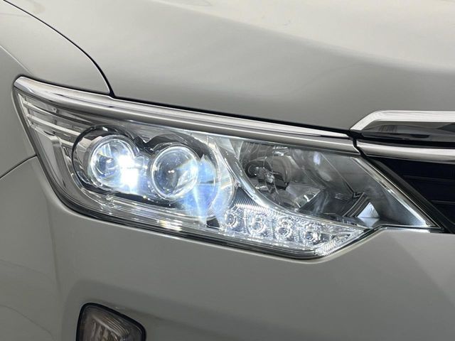 TOYOTA CAMRY HYBRID 2016 Image 31