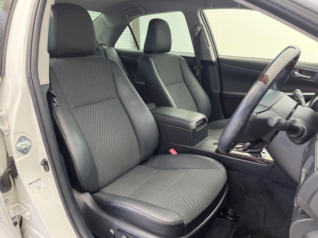 TOYOTA CAMRY HYBRID 2016 Image 31