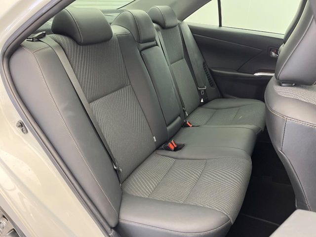 TOYOTA CAMRY HYBRID 2016 Image 31