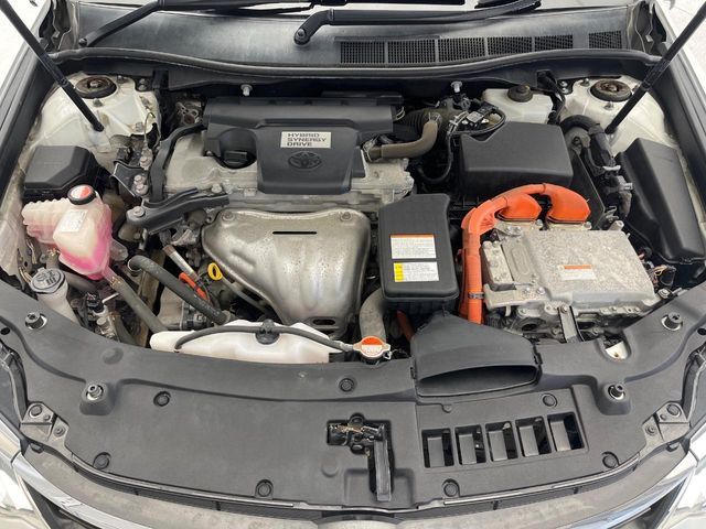 TOYOTA CAMRY HYBRID 2016 Image 31