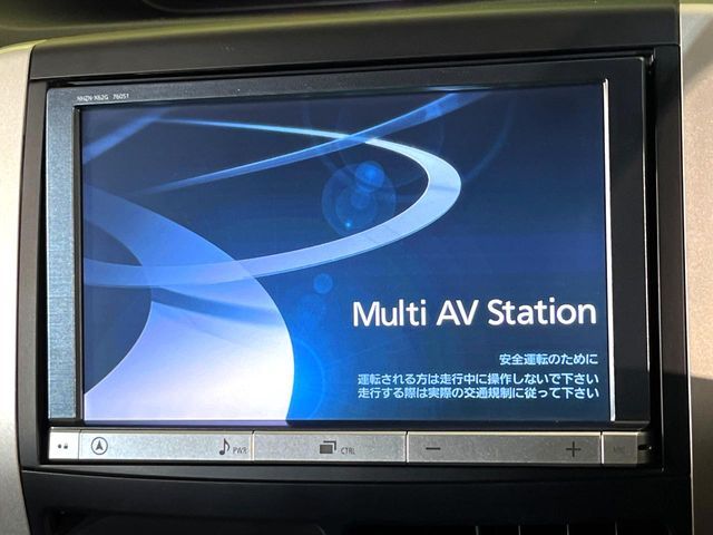 TOYOTA VOXY 2013 Image 31