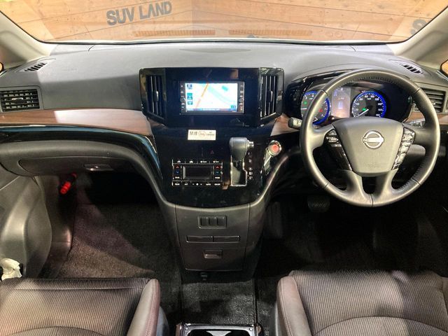 NISSAN ELGRAND 2024 Image 31