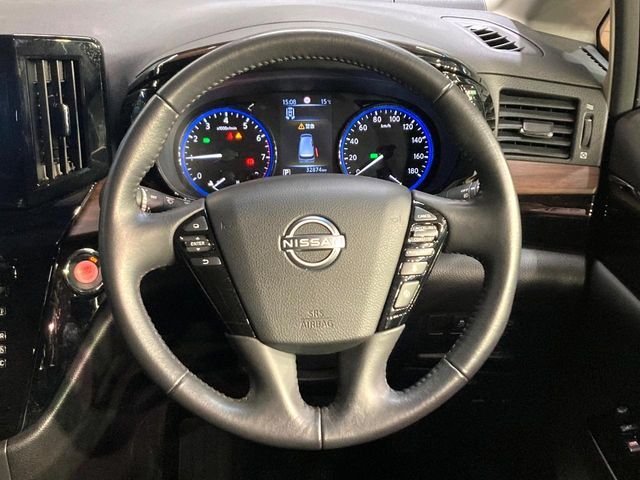 NISSAN ELGRAND 2024 Image 31