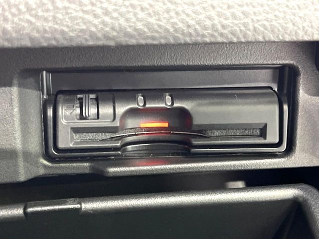 NISSAN SERENA  S-HYBRID 2015 Image 31