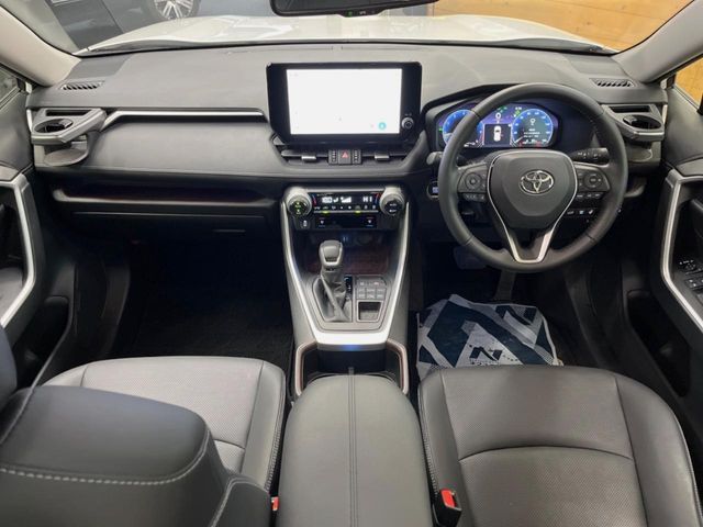 TOYOTA RAV4 4WD 2023 Image 31