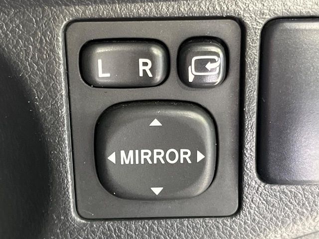 TOYOTA BB 2015 Image 31