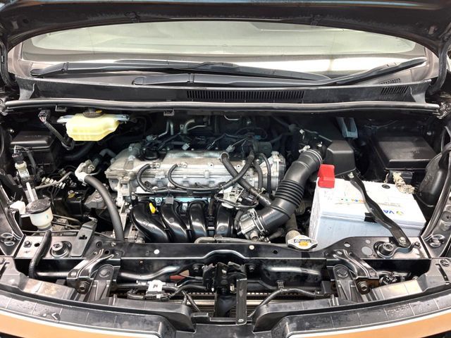 TOYOTA VOXY 2017 Image 31