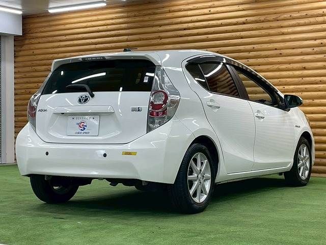 TOYOTA AQUA 2013 Image 31