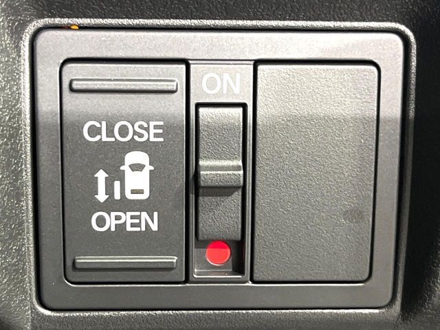 HONDA N BOX CUSTOM 2025 Image 31