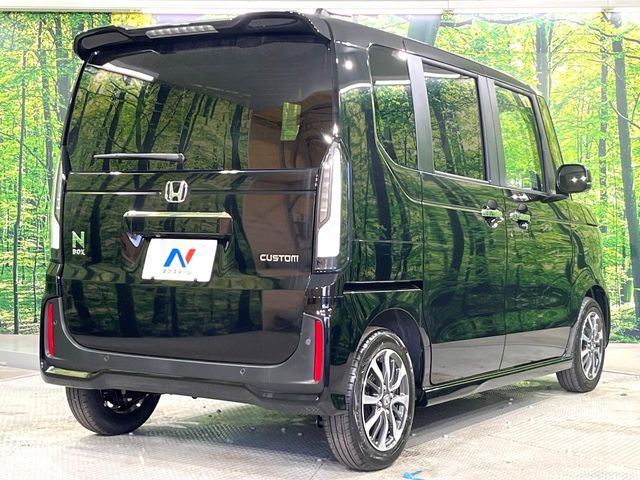 HONDA N BOX CUSTOM 2025 Image 31