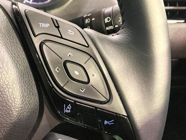 TOYOTA C-HR 2021 Image 31