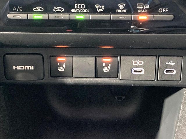 TOYOTA YARIS CROSS HYBRID 2025 Image 31