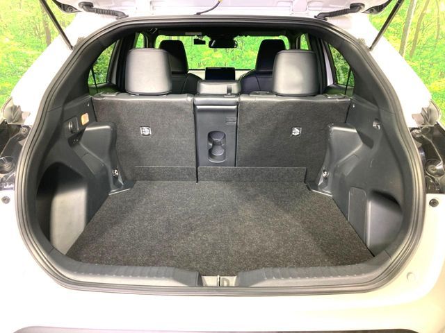 TOYOTA YARIS CROSS HYBRID 2025 Image 31