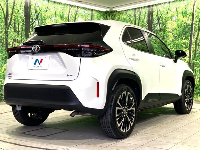 TOYOTA YARIS CROSS HYBRID 2025 Image 31