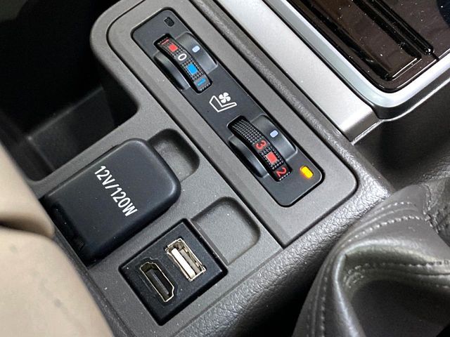 TOYOTA LANDCRUISER PRADO 2023 Image 31