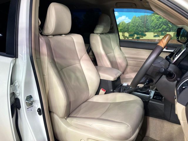 TOYOTA LANDCRUISER PRADO 2023 Image 31
