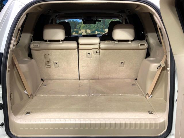 TOYOTA LANDCRUISER PRADO 2023 Image 31
