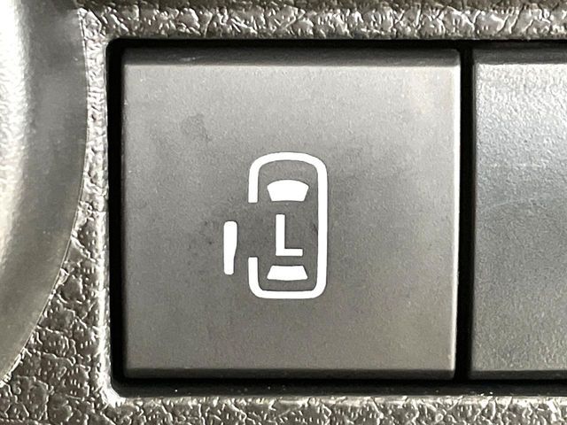 SUZUKI WAGON R SMILE 2025 Image 31